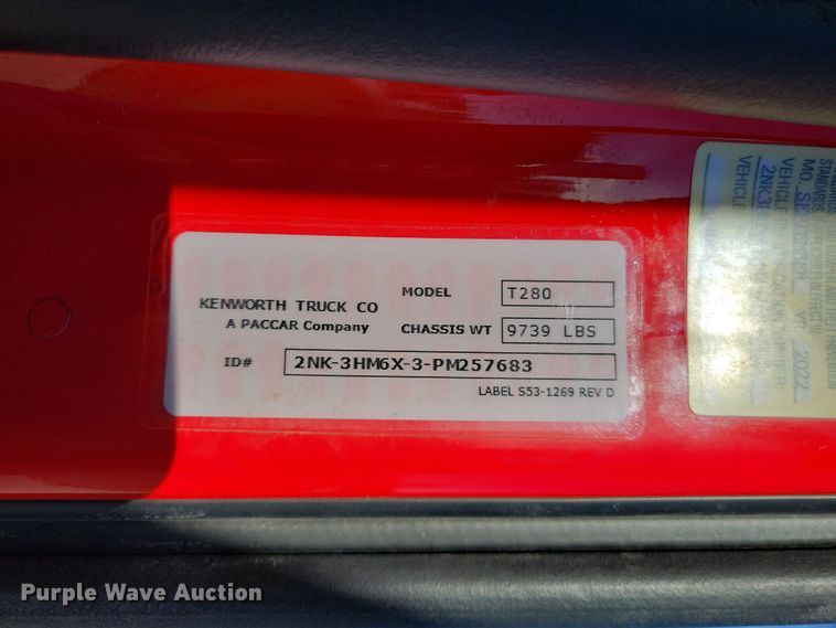 image for item LO9967 2023 Kenworth T280  rollback truck