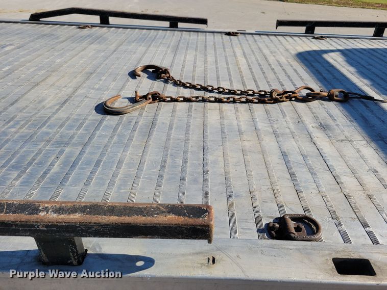 image for item LO9968 2004 International 4300  rollback truck