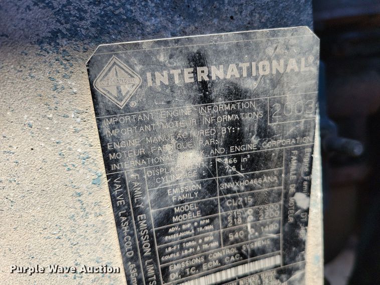 image for item LO9968 2004 International 4300  rollback truck