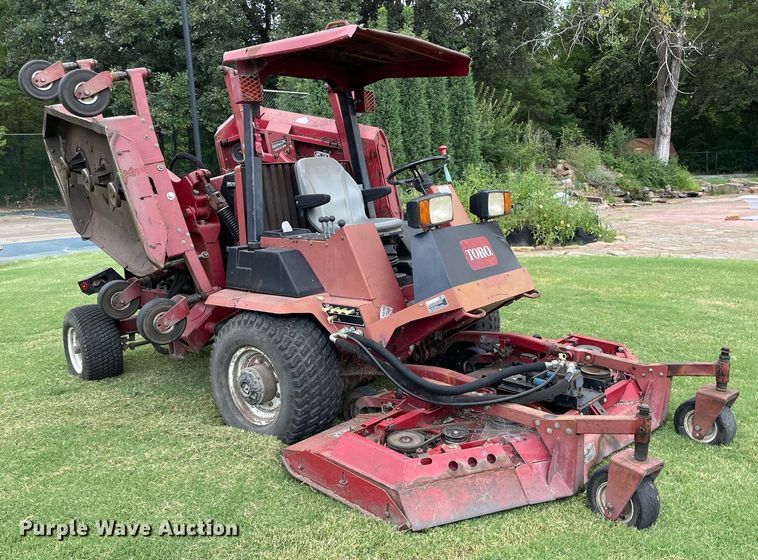 image for item LS9539 Toro Ground Master 580-D  lawn mower
