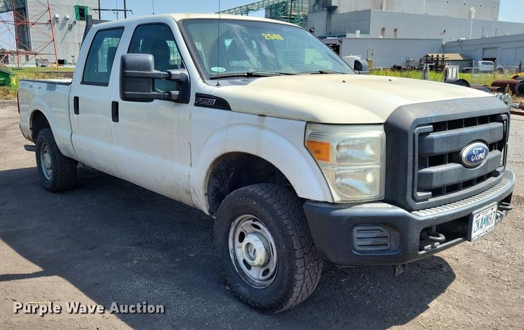 image for item LS9757 2011 Ford F250 Super Duty  Crew Cab pickup truck