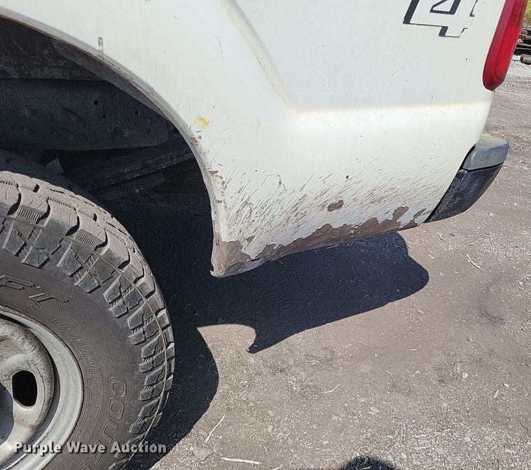 image for item LS9757 2011 Ford F250 Super Duty  Crew Cab pickup truck