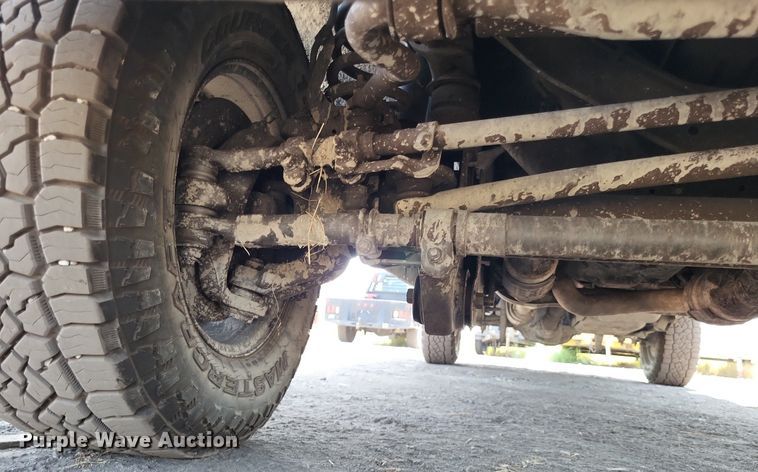 image for item LS9757 2011 Ford F250 Super Duty  Crew Cab pickup truck