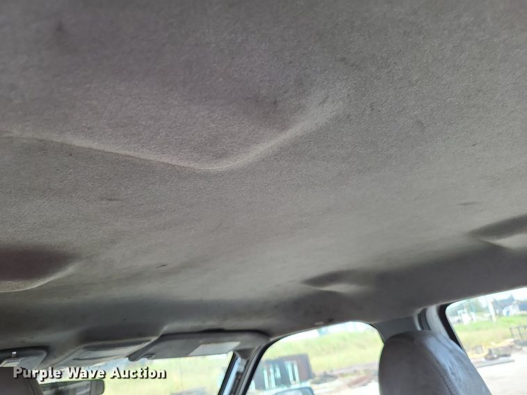 image for item LS9757 2011 Ford F250 Super Duty  Crew Cab pickup truck