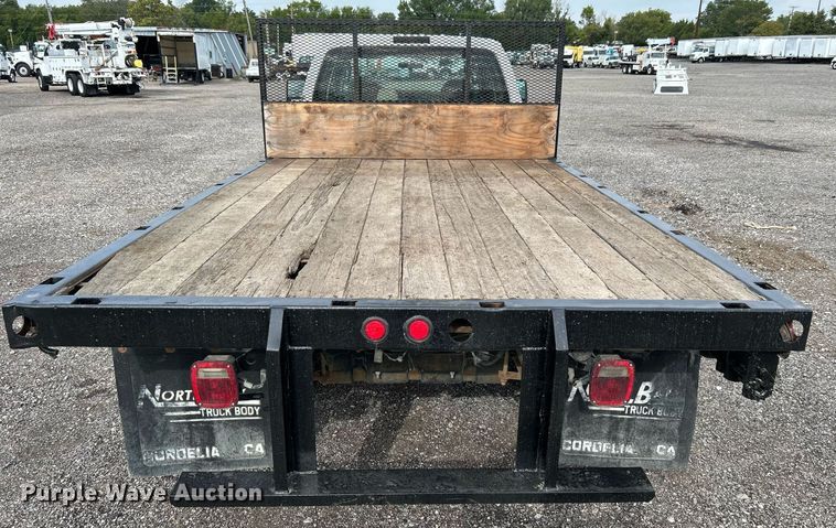 image for item LV9047 2008 Ford F450 Super Duty  Crew Cab flatbed truck