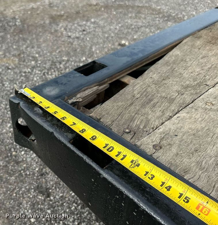 image for item LV9047 2008 Ford F450 Super Duty  Crew Cab flatbed truck