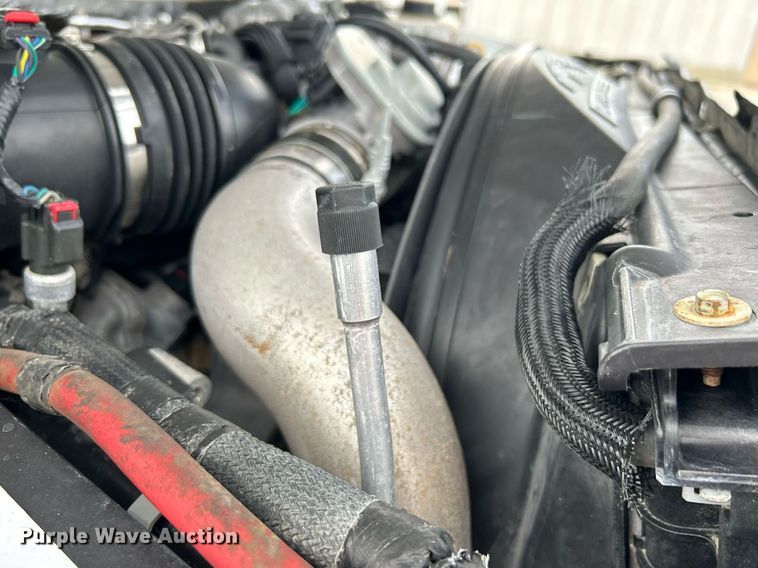 image for item LV9047 2008 Ford F450 Super Duty  Crew Cab flatbed truck