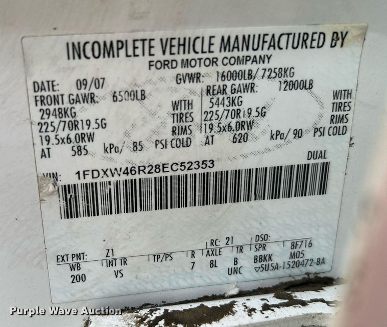 image for item LV9047 2008 Ford F450 Super Duty  Crew Cab flatbed truck