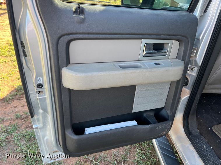 image for item LV9162 2010 Ford F150  SuperCrew pickup truck