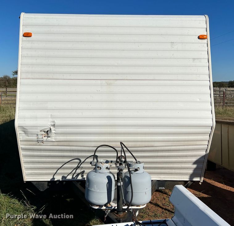 image for item LV9172 2006 Coachmen  camper