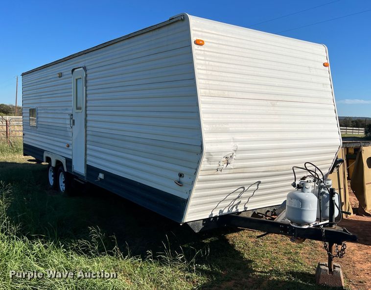 image for item LV9172 2006 Coachmen  camper