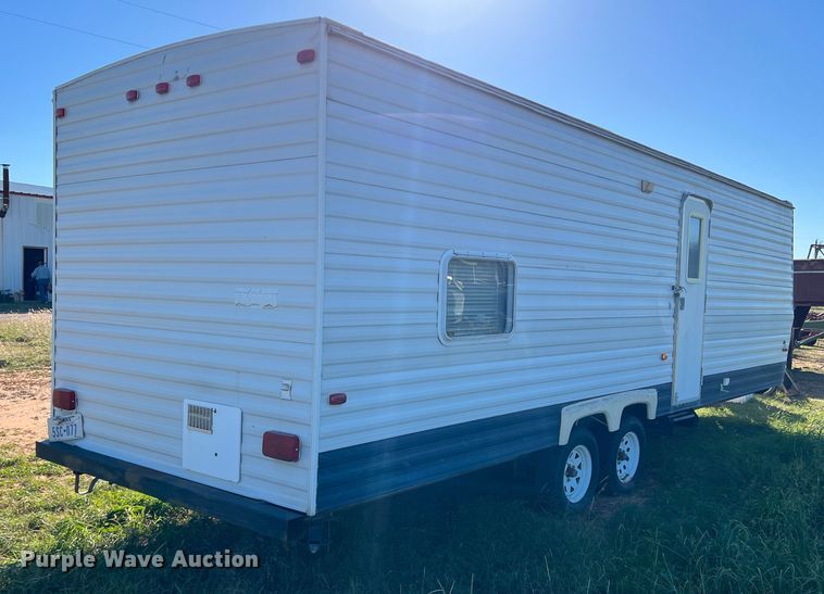 image for item LV9172 2006 Coachmen  camper