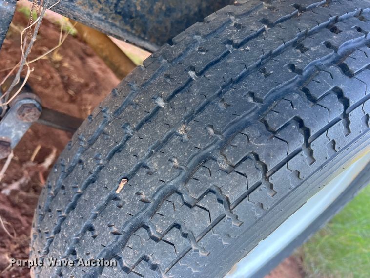 image for item LV9172 2006 Coachmen  camper