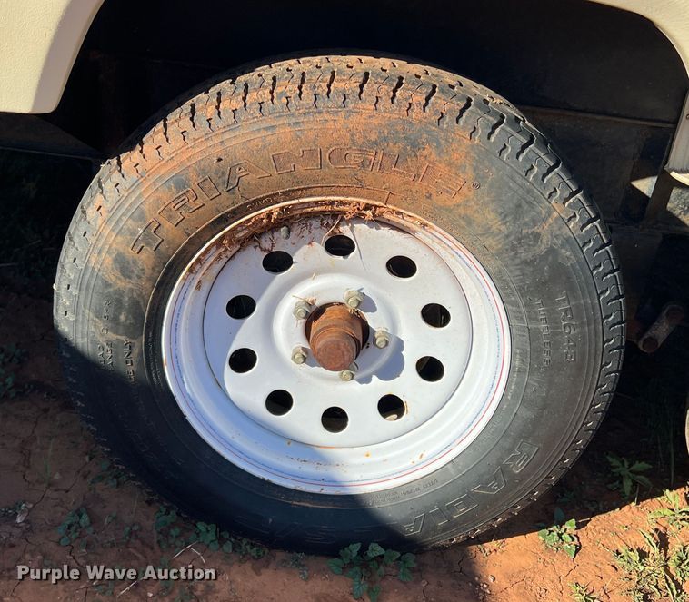 image for item LV9172 2006 Coachmen  camper