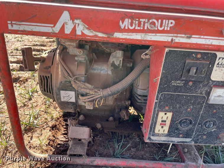 image for item LV9180 Champion 46598  generator