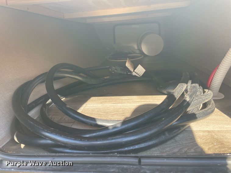 image for item LV9186 2022 Forest River Catalina  camper