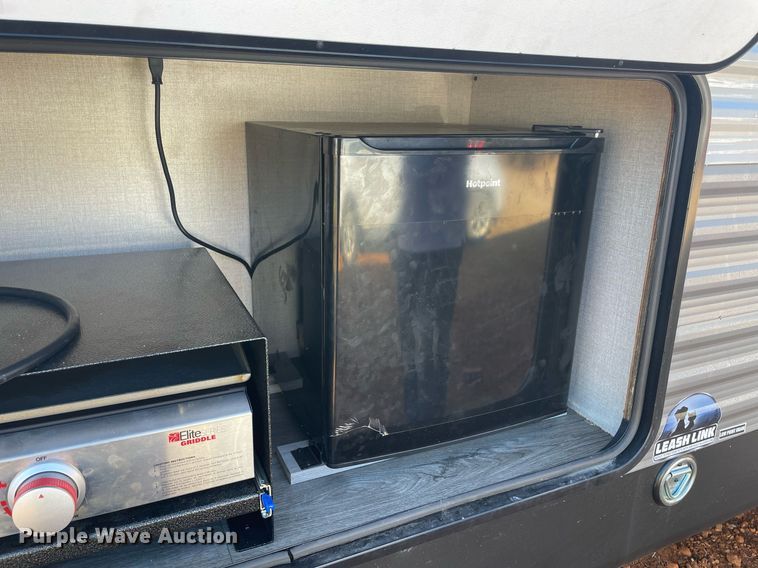 image for item LV9186 2022 Forest River Catalina  camper