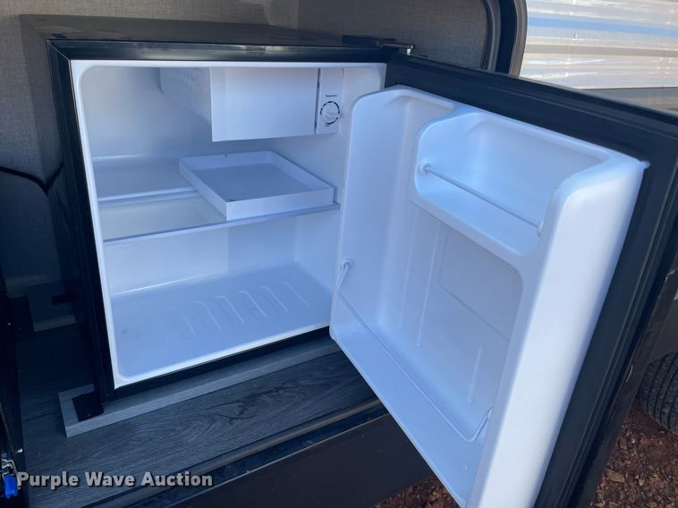 image for item LV9186 2022 Forest River Catalina  camper