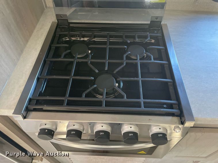 image for item LV9186 2022 Forest River Catalina  camper