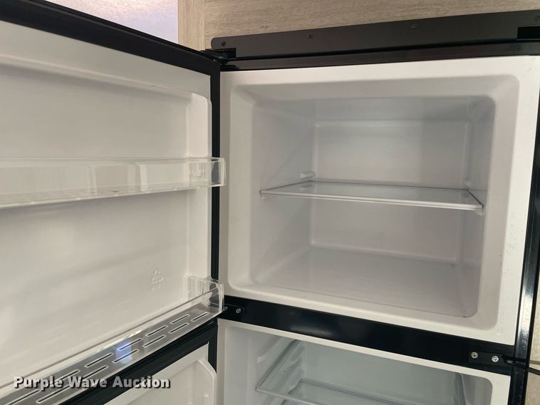 image for item LV9186 2022 Forest River Catalina  camper