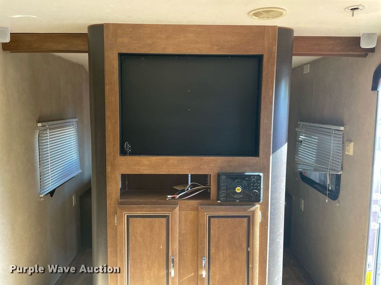 image for item LV9187 2017 Forest River Wildwood  camper