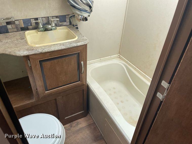 image for item LV9187 2017 Forest River Wildwood  camper