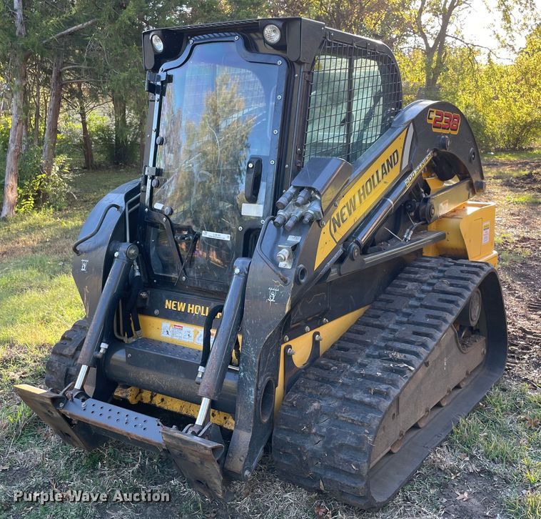 image for item LV9192 2015 New Holland C238  tracked skid steer loader
