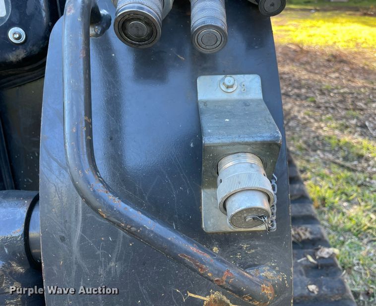 image for item LV9192 2015 New Holland C238  tracked skid steer loader