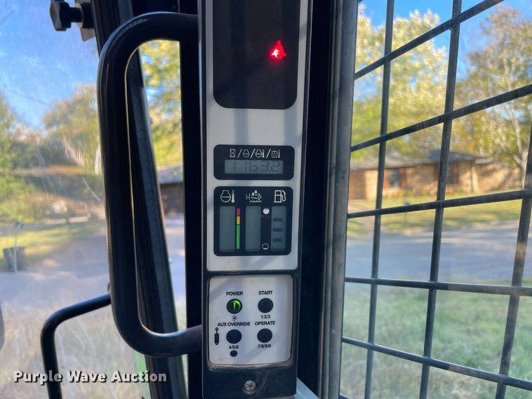 image for item LV9192 2015 New Holland C238  tracked skid steer loader