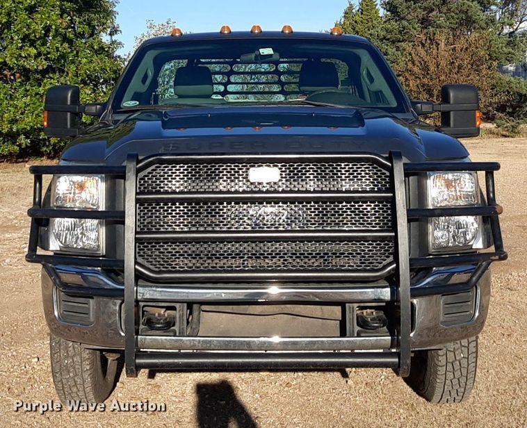 image for item LX9807 2014 Ford F350 Super Duty  bale bed pickup truck