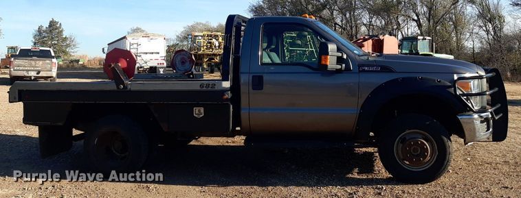 image for item LX9807 2014 Ford F350 Super Duty  bale bed pickup truck