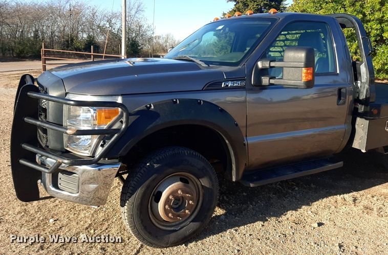 image for item LX9807 2014 Ford F350 Super Duty  bale bed pickup truck