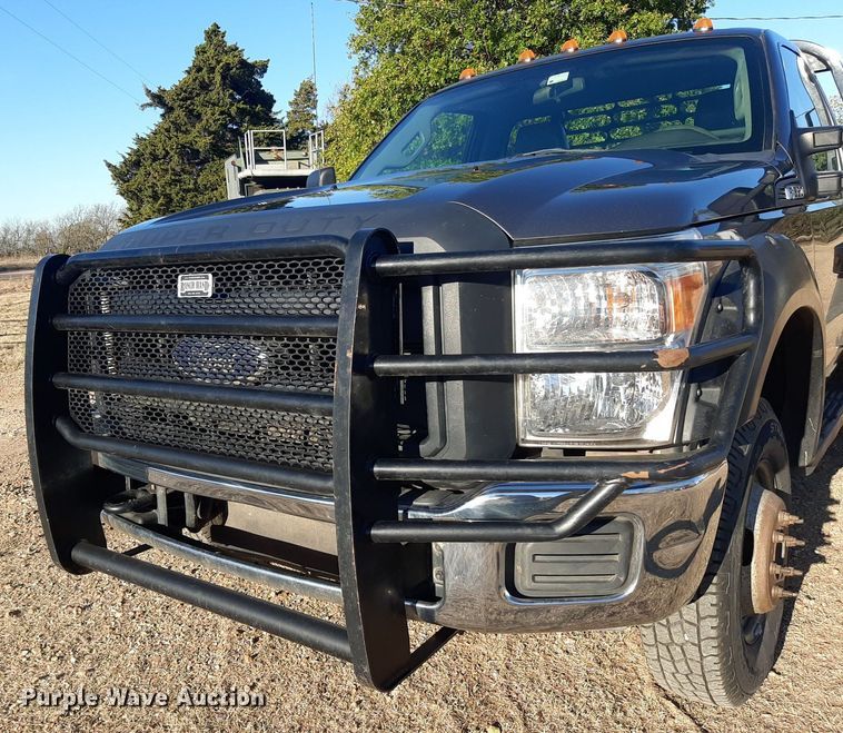 image for item LX9807 2014 Ford F350 Super Duty  bale bed pickup truck