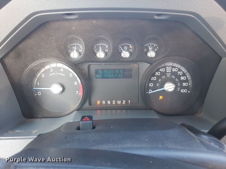 image for item LX9807 2014 Ford F350 Super Duty  bale bed pickup truck