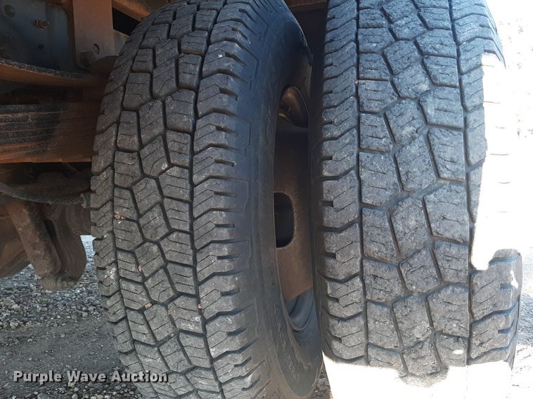 image for item LX9807 2014 Ford F350 Super Duty  bale bed pickup truck