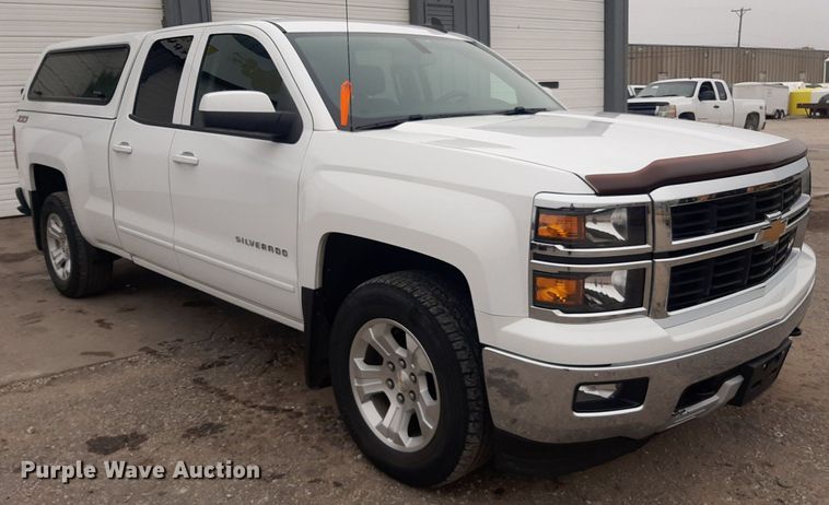 image for item LX9815 2015 Chevrolet Silverado 1500  Double Cab pickup truck