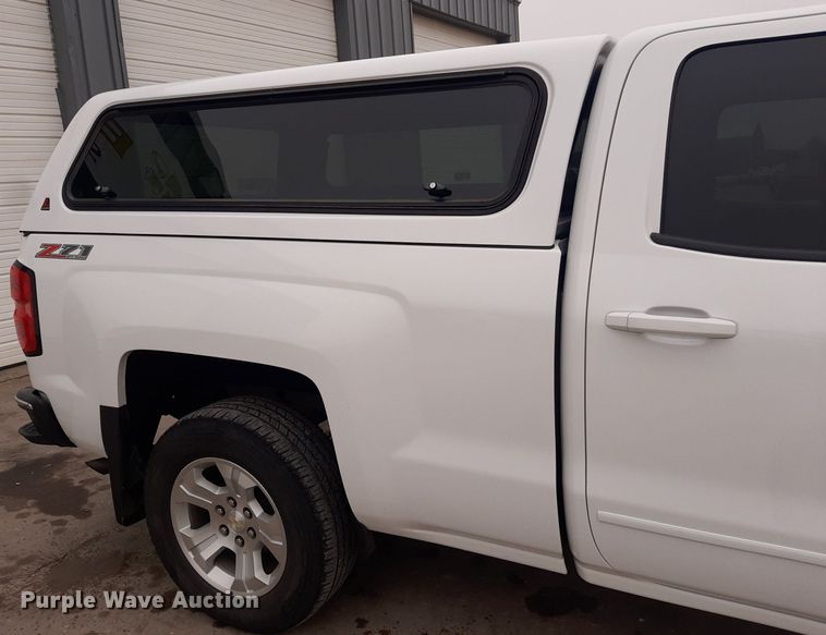 image for item LX9815 2015 Chevrolet Silverado 1500  Double Cab pickup truck