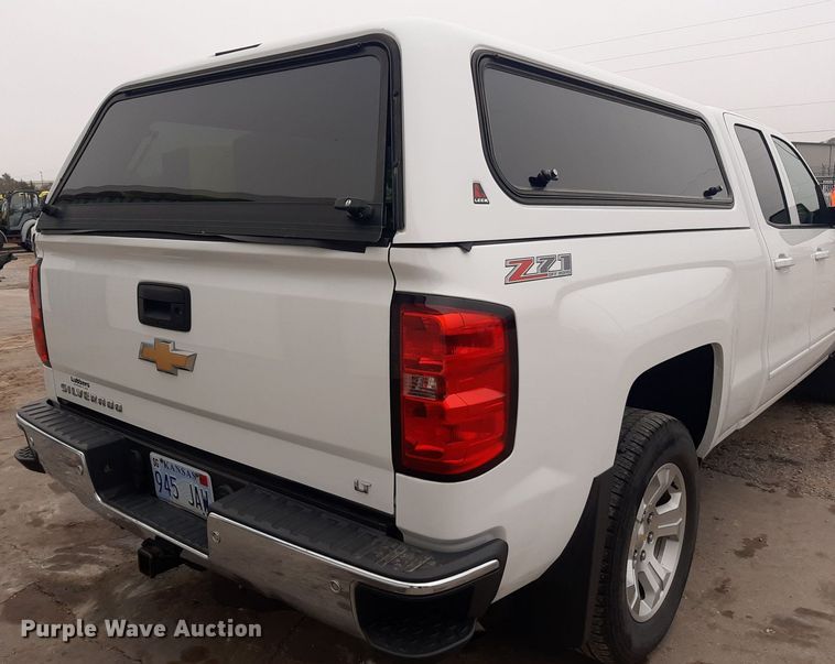 image for item LX9815 2015 Chevrolet Silverado 1500  Double Cab pickup truck