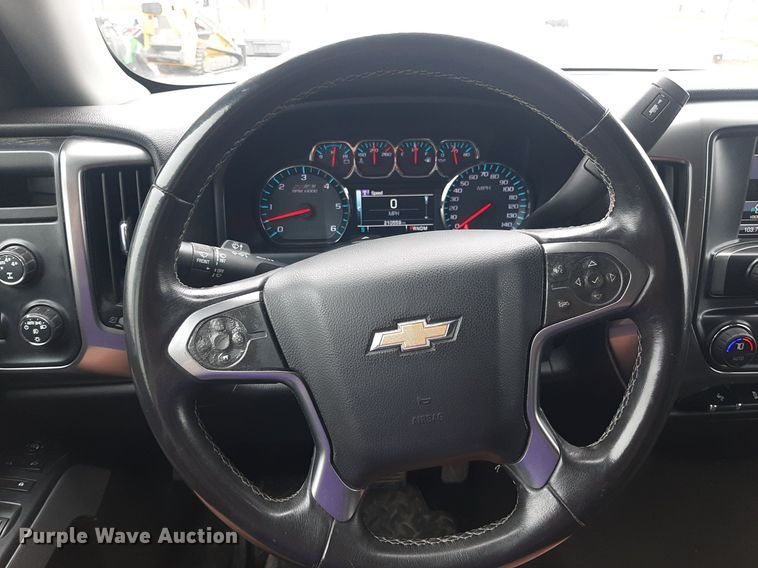 image for item LX9815 2015 Chevrolet Silverado 1500  Double Cab pickup truck