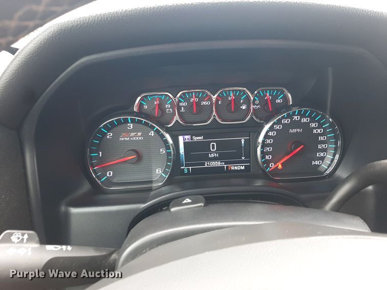 image for item LX9815 2015 Chevrolet Silverado 1500  Double Cab pickup truck