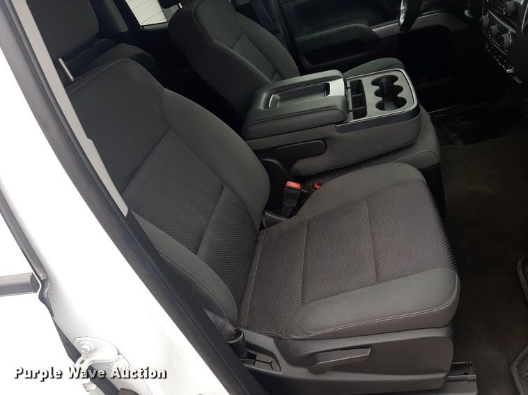 image for item LX9815 2015 Chevrolet Silverado 1500  Double Cab pickup truck