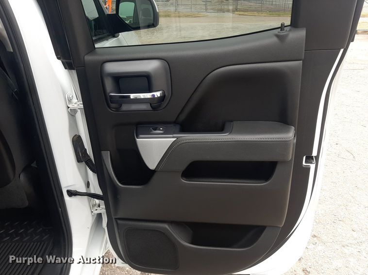 image for item LX9815 2015 Chevrolet Silverado 1500  Double Cab pickup truck