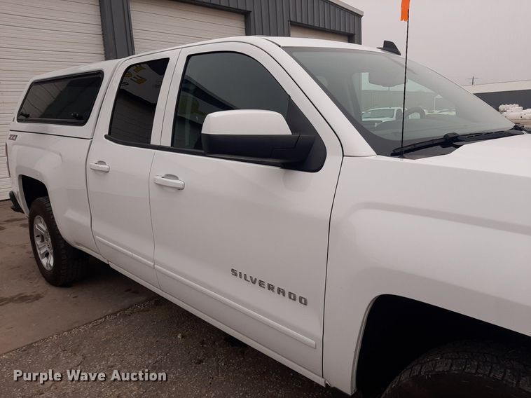 image for item LX9816 2015 Chevrolet Silverado 1500  Double Cab pickup truck