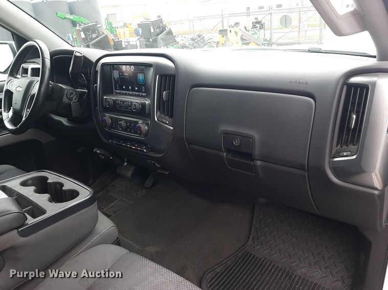 image for item LX9816 2015 Chevrolet Silverado 1500  Double Cab pickup truck