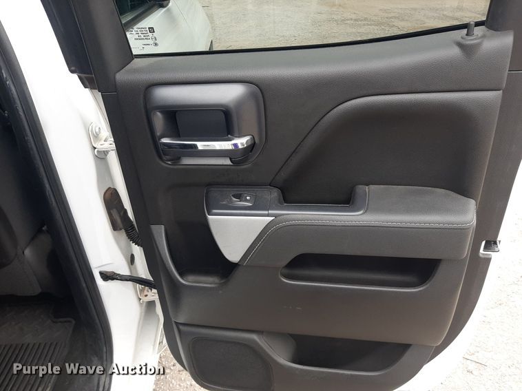 image for item LX9816 2015 Chevrolet Silverado 1500  Double Cab pickup truck