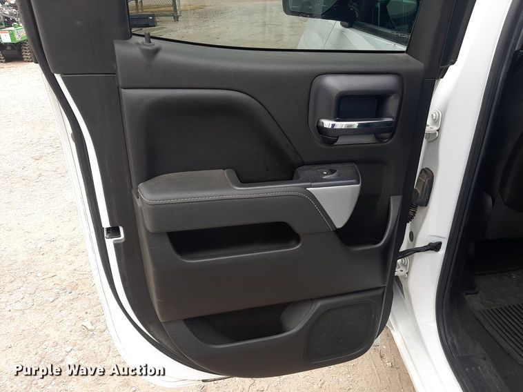 image for item LX9816 2015 Chevrolet Silverado 1500  Double Cab pickup truck