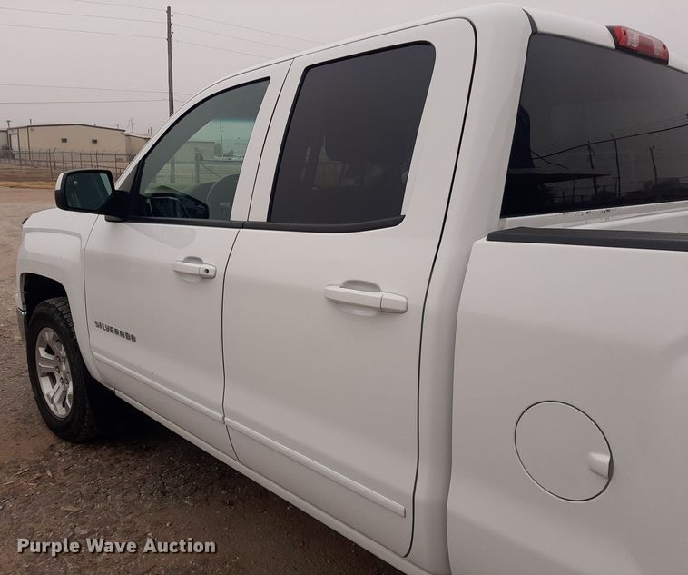 image for item LX9817 2015 Chevrolet Silverado 1500  Double Cab pickup truck