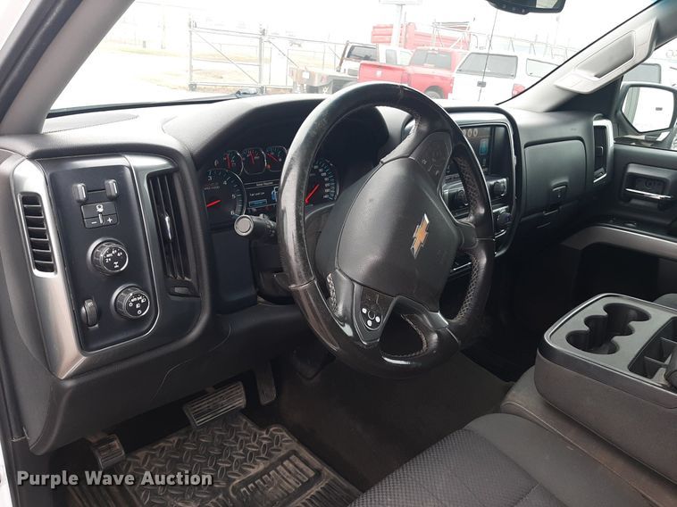 image for item LX9817 2015 Chevrolet Silverado 1500  Double Cab pickup truck