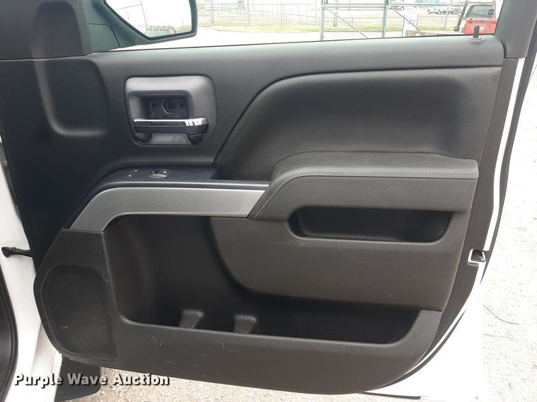 image for item LX9817 2015 Chevrolet Silverado 1500  Double Cab pickup truck