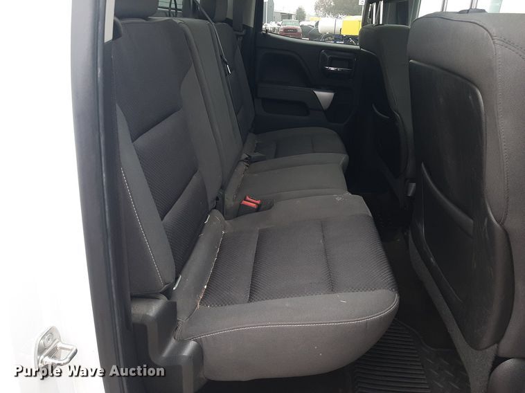 image for item LX9817 2015 Chevrolet Silverado 1500  Double Cab pickup truck